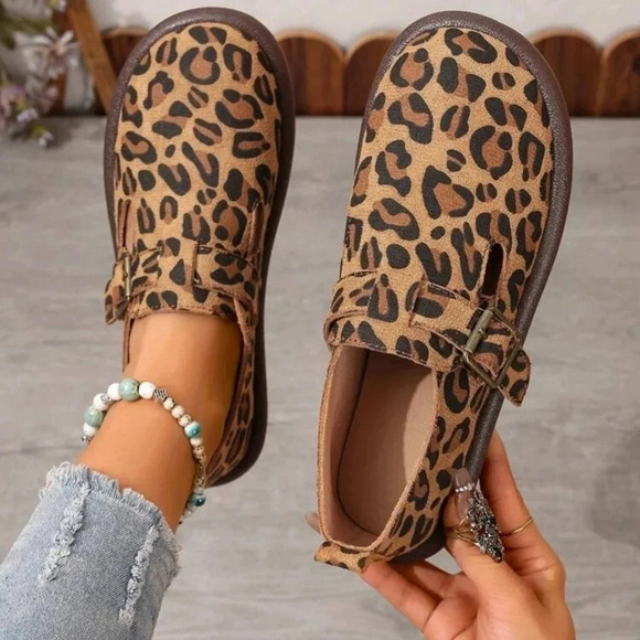 Round Toe Flat Loafers, Soft Bottom Slip-On Peas Women Shoes - Picture 1 of 5